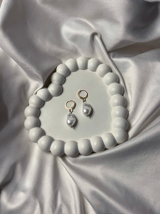 Pearl Drops